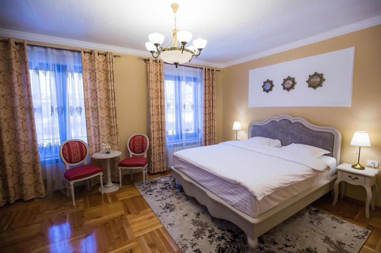 Conacul Dante Hotel Pianu de Jos Eksteriør billede
